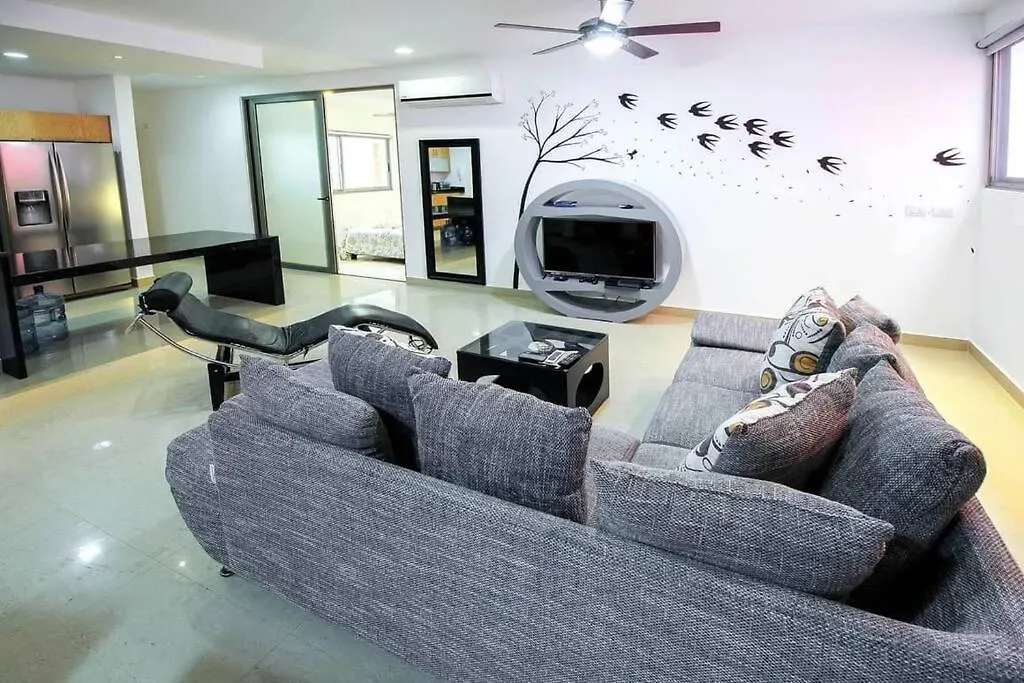 Modern 2 Bdr, 3 Minutes Walk From The Beach, Central Location! Apartment Playa del Carmen